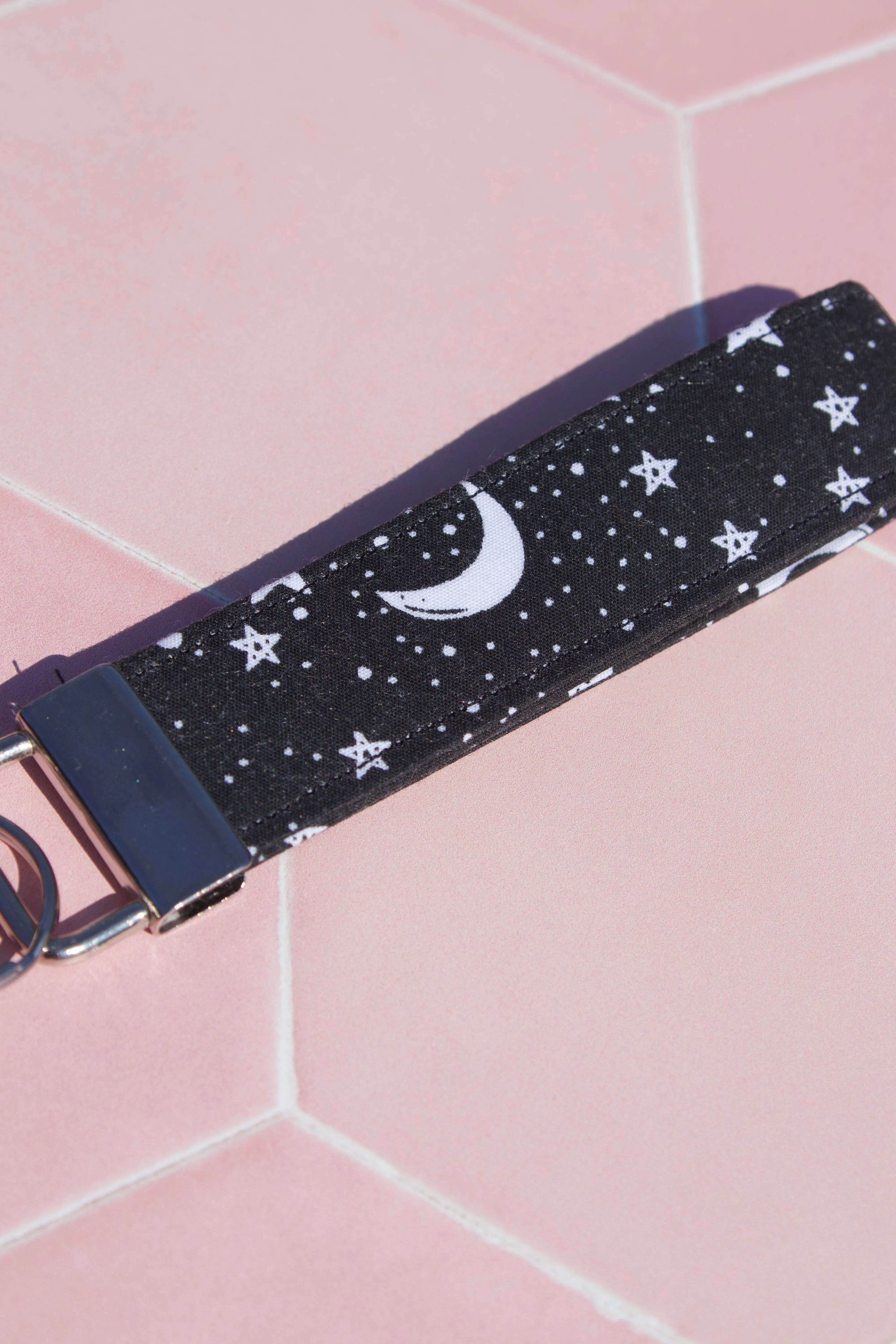 Black Starry Night Wristlet Keychain (small)