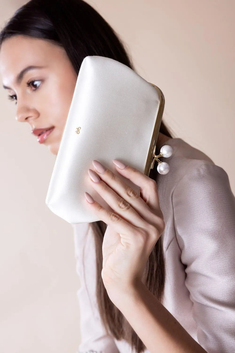 Maud Pearl Clutch - Chalk