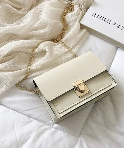 PB162 White Shoulder Bag